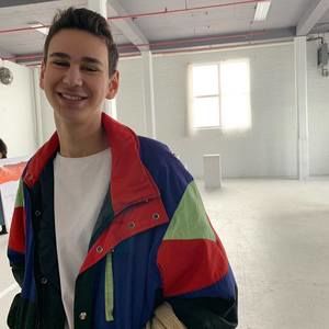 Meet your Posher, Sam